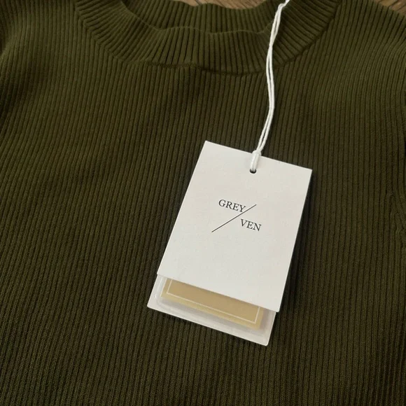 Grey/Ven Long Sleeve Knit Top - Picture 5 of 5